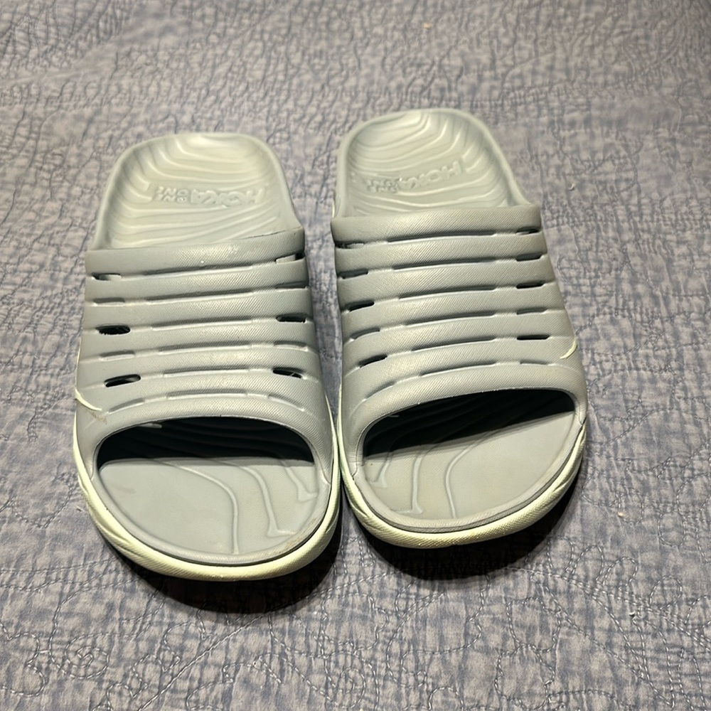 Hoka Ora Recovery Slides; lightly used